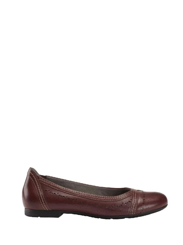 Women's Vista Nova Ballet Flat - Wide Width In Burgundy