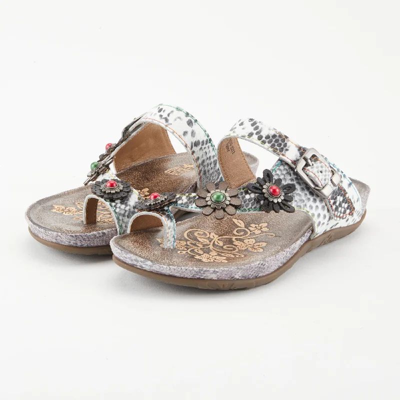 L'ARTISTE KINDNESS SLIDE SANDALS