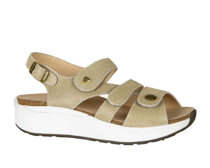 Ladies' Mykonos Embossed Leather Sandal in Champagne