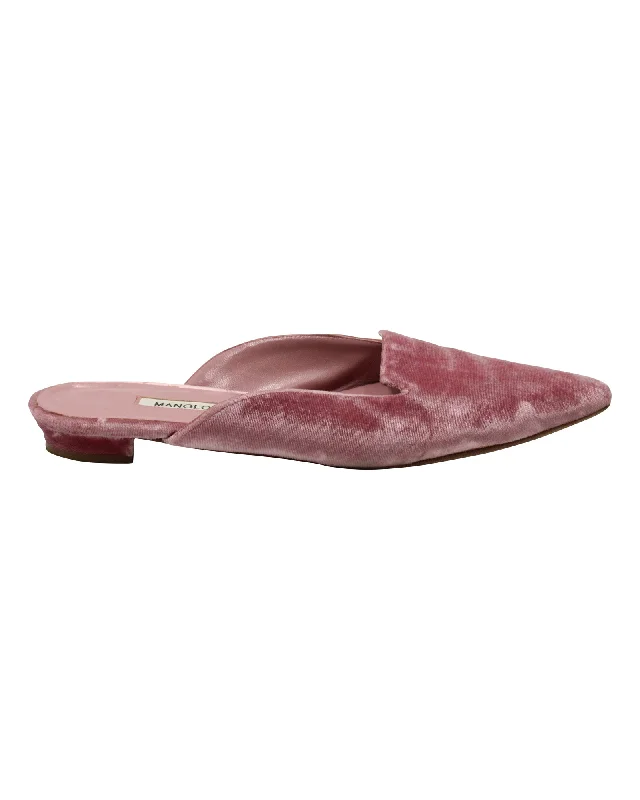 Manolo Blahnik Ruby Pointed-Toe Mules in Pink Velvet